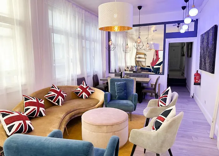Pink Door Guesthouse Londres